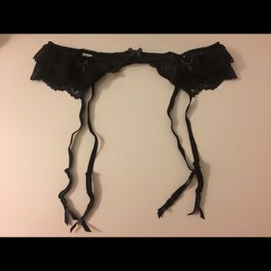 Victoria Secret Black Lace Garter - brand new
